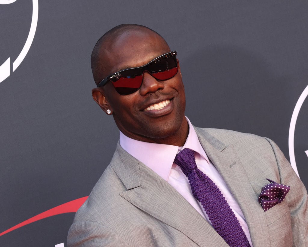 Terrell Owens Hit By A Car After A Basketball Game | WBLS