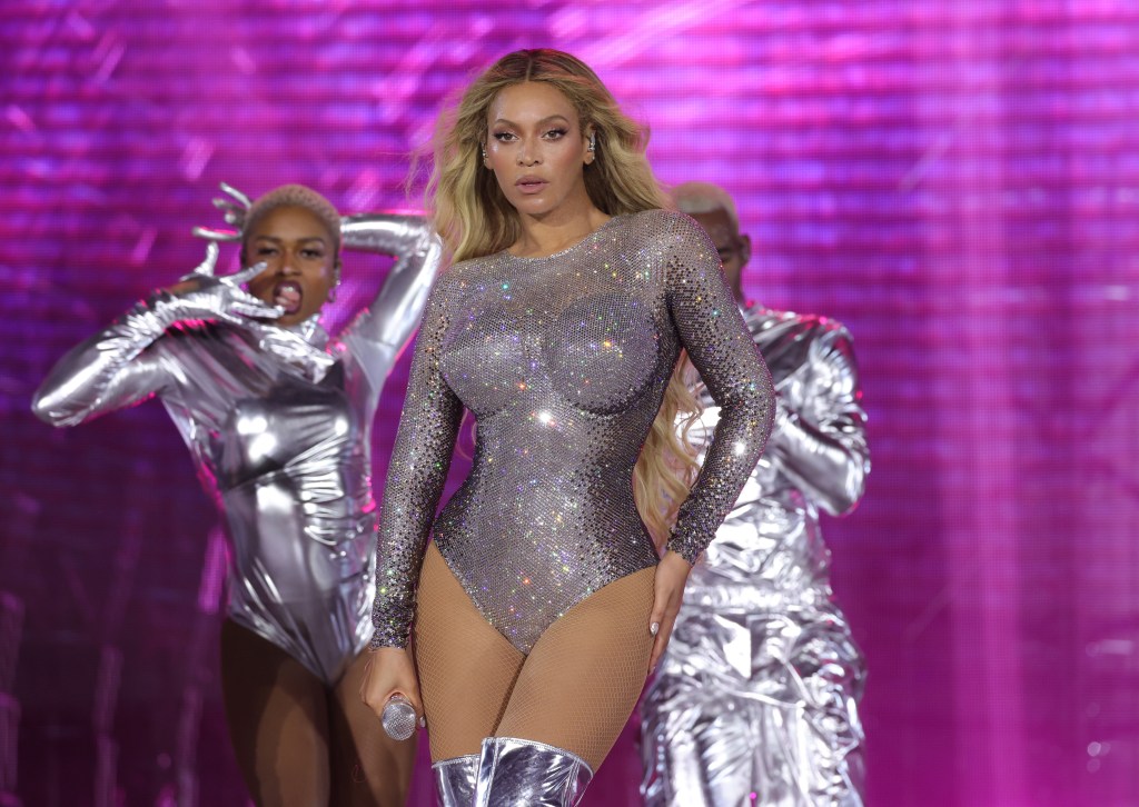 Beyoncé Sets New RIAA Record