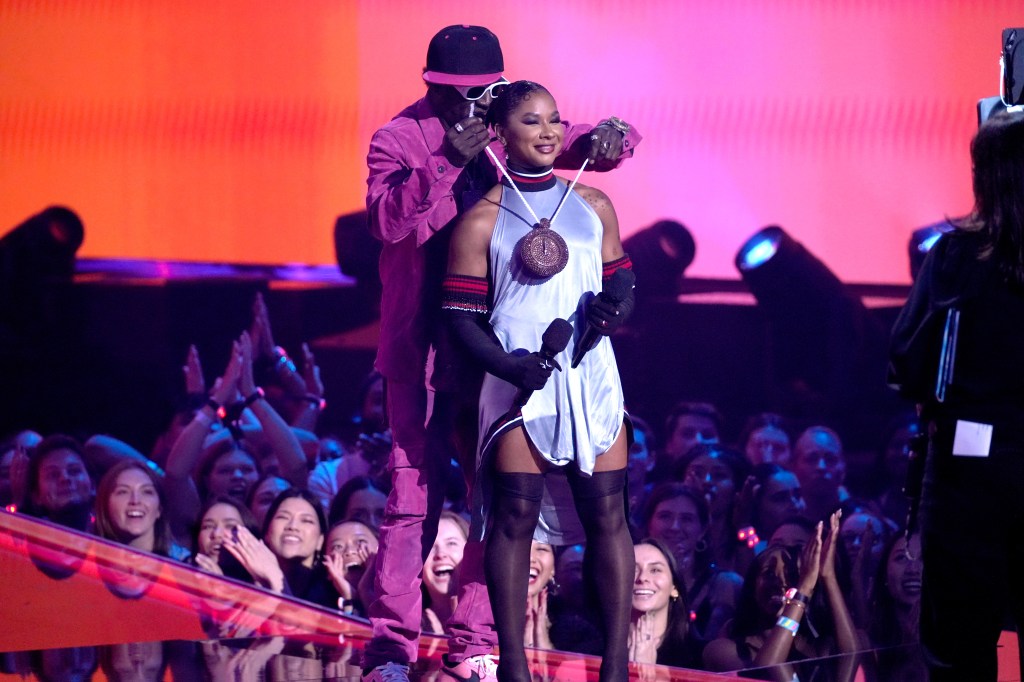 Jordan Chiles Receives Bronze Clock From Flavor Flav At MTV Video Music Awards