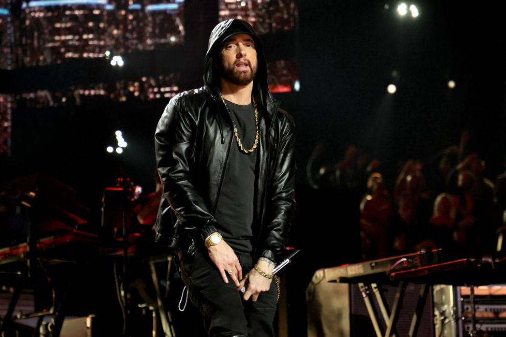 LOS ANGELES, CALIFORNIA - NOVEMBER 05: Eminem performs onstage during the 37th Annual Rock & Roll Hall of Fame Induction Ceremony at Microsoft Theater on November 05, 2022 in Los Angeles, California.