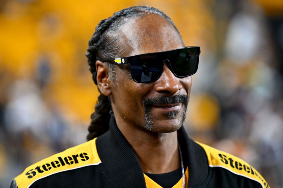 PITTSBURGH, PENNSYLVANIA - OCTOBER 06: Snoop Dogg looks on prior to the game between the Dallas Cowboys and the Pittsburgh Steelers at Acrisure Stadium on October 06, 2024 in Pittsburgh, Pennsylvania