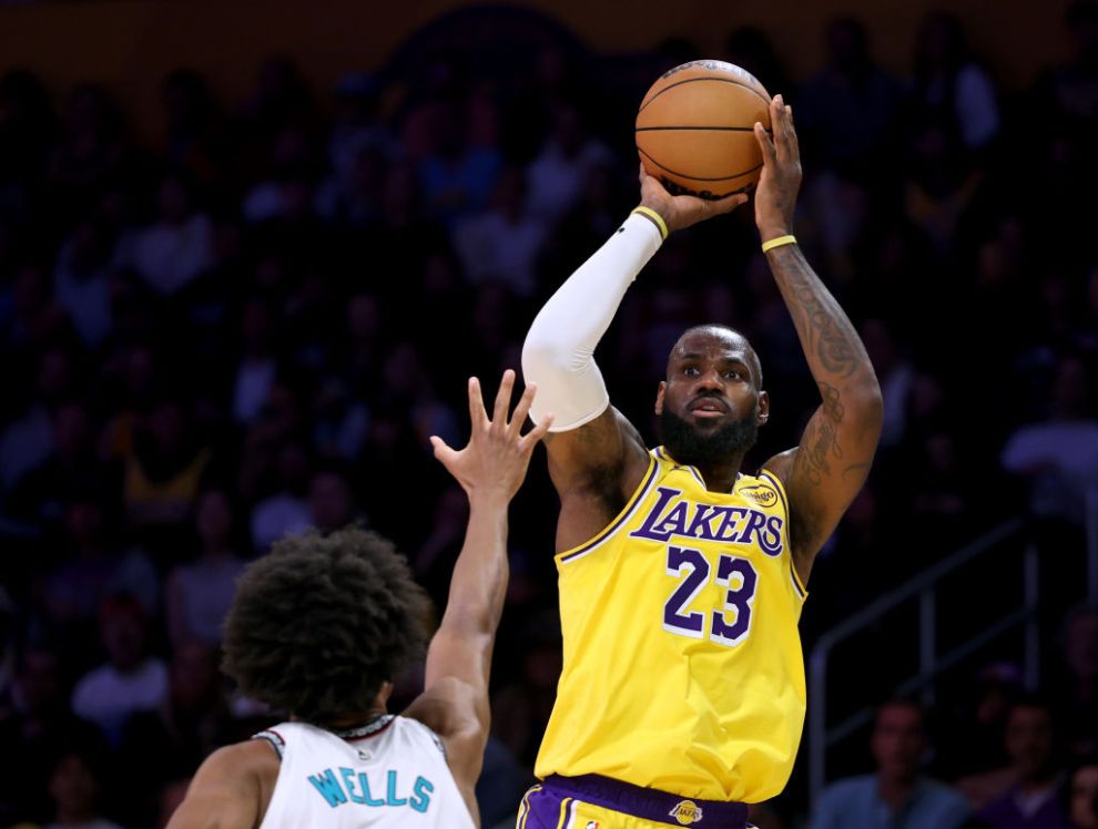 LOS ANGELES, CALIFORNIA - NOVEMBER 13: LeBron James #23 of the Los Angeles Lakers shoots a jumper over Jaylen Wells #0 of the Memphis Grizzlies during a 128-123 Lakers win at Crypto.com Arena on November 13, 2024 in Los Angeles, California. (Photo by Harry How/Getty Images) NOTE TO USER: User expressly acknowledges and agrees that, by downloading and or using this photograph, User is consenting to the terms and conditions of the Getty Images License Agreement.