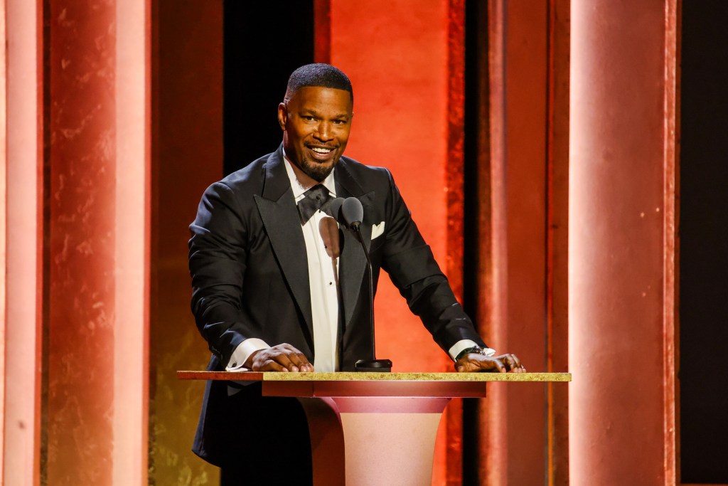 Jamie Foxx Hit With Glass In Altercation at Beverly Hills Restaurant