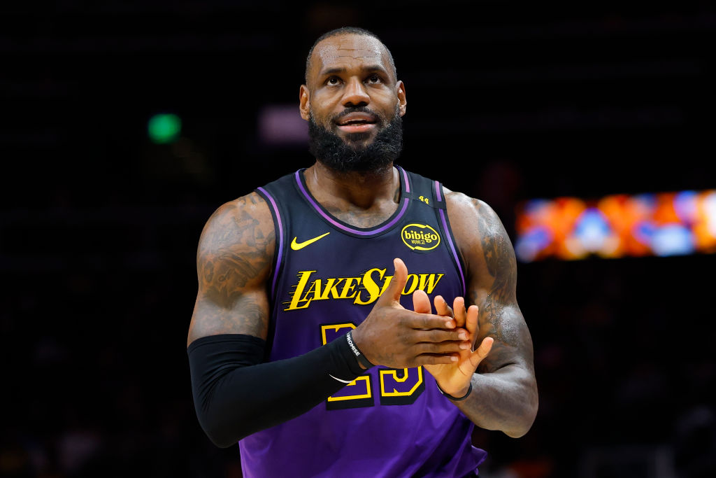 LeBron James Returns To Lakers After Stepping Away For ‘Personal Reasons’