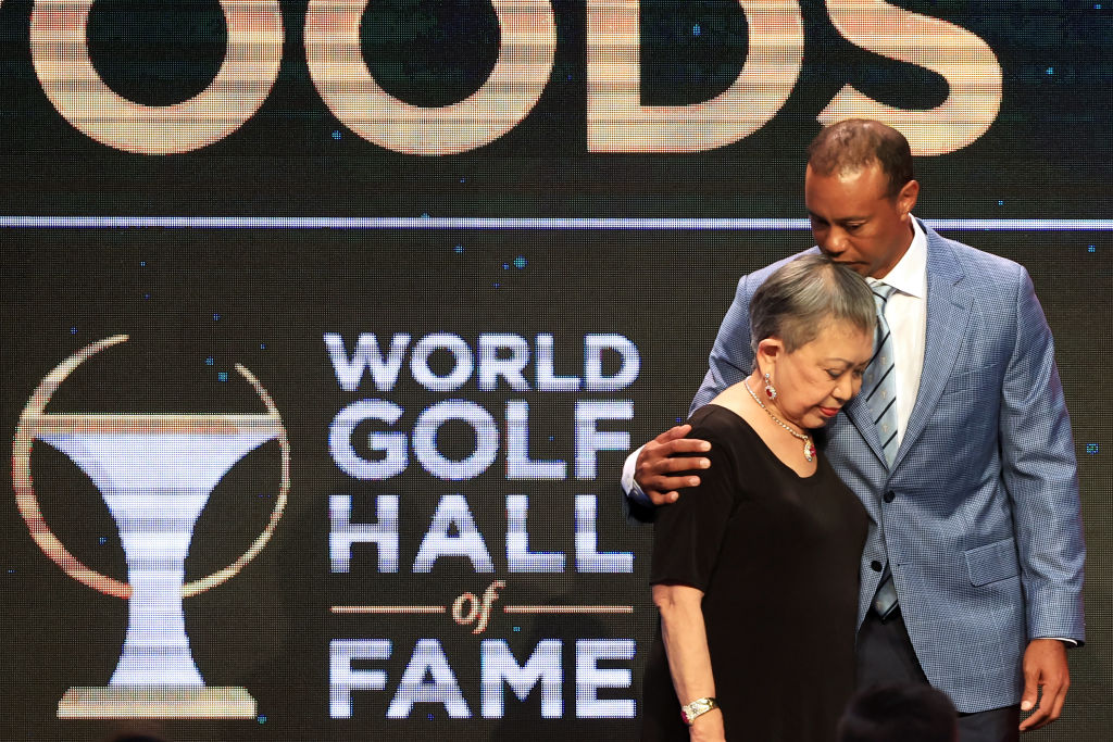 Tiger Woods Reveals His Mother Passed Away